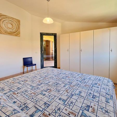 Murphy Holiday Home - Residenza Aldo Moro 02 La Maddalena  Ngoại thất bức ảnh