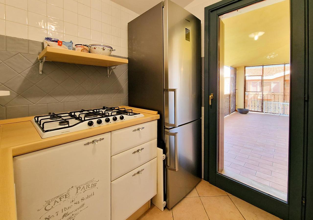 Murphy Holiday Home - Residenza Aldo Moro 02 La Maddalena  Ngoại thất bức ảnh